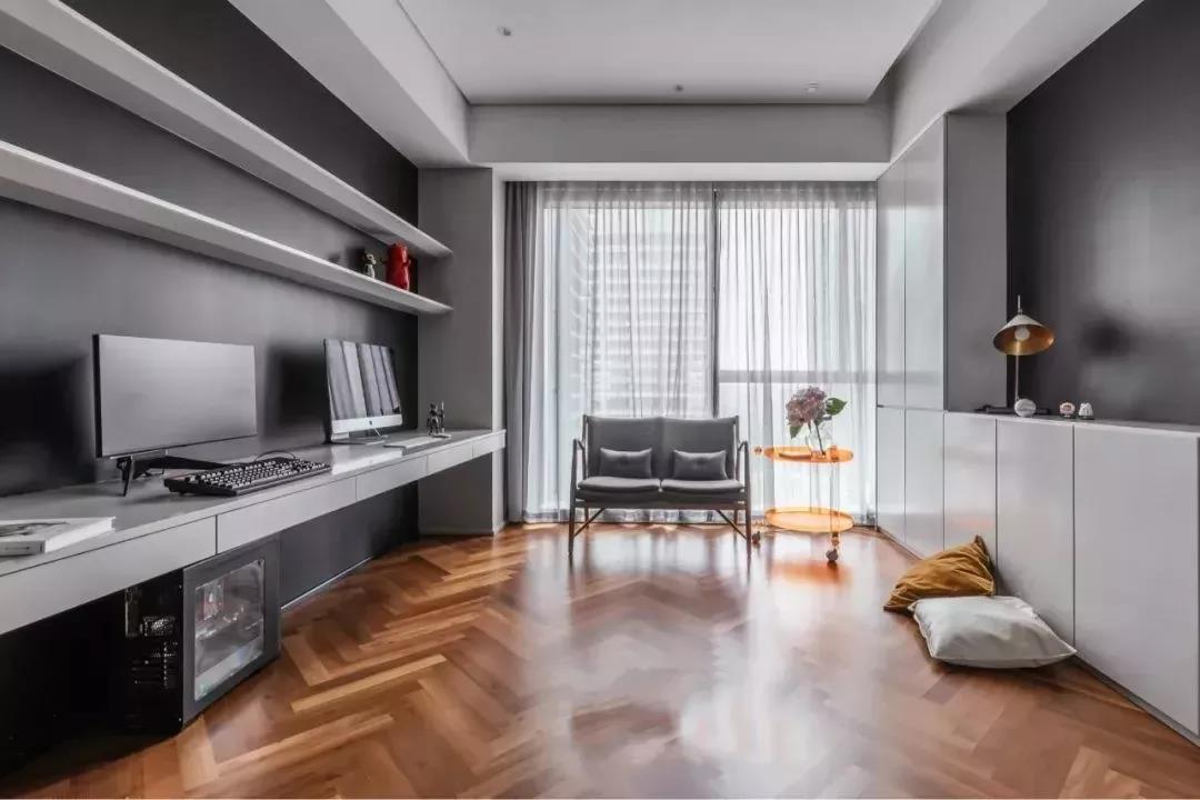 现代书房装修配饰选择有什么技巧