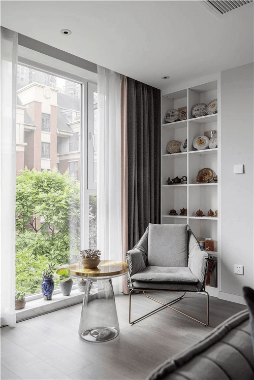 中国匠心品牌，福晶板材，客厅和阳台