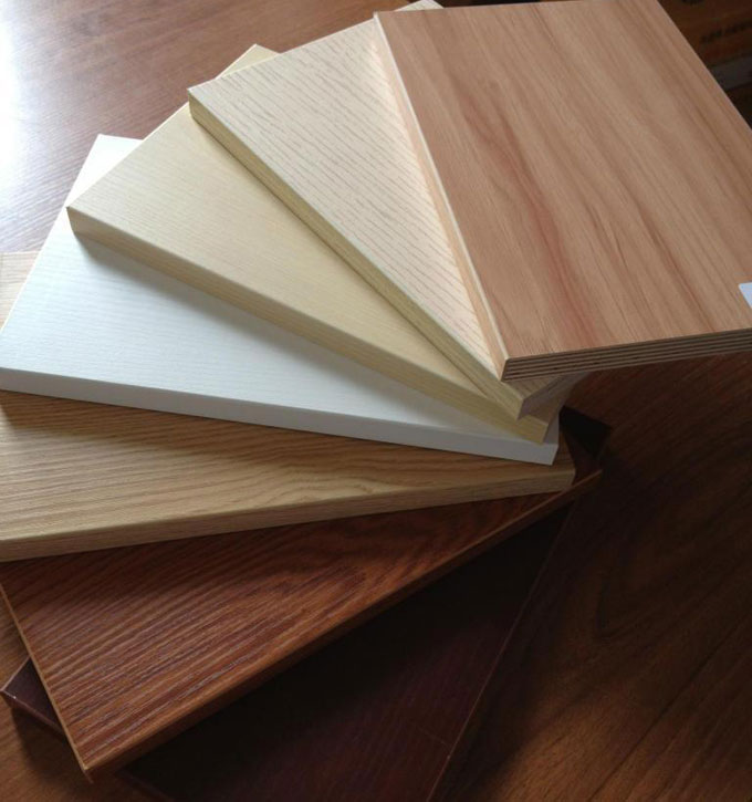 福晶板材讲解板材品牌和普通板材的哪种性价比高